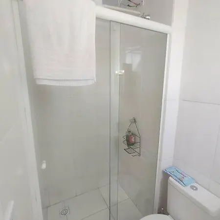 Ap Studio Amplo E Arejado, Com Internet Rapida, Facil Acesso Ao Centro E Porto De Paranagua Exterior photo